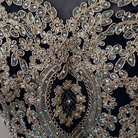 Formal Full Length Gown w/Embroider & Rhinestones